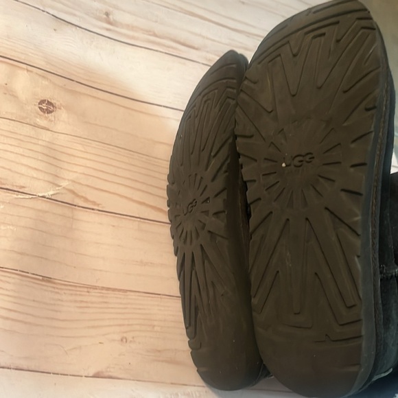 UGG Bailey Button Bling (Swarovski) Sz 6 Women Black 3349-BLK Limited Edition - Picture 10 of 11